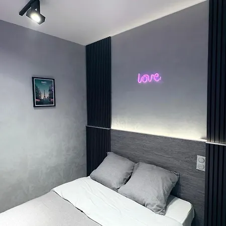 De Touraine Belleville Hotel *